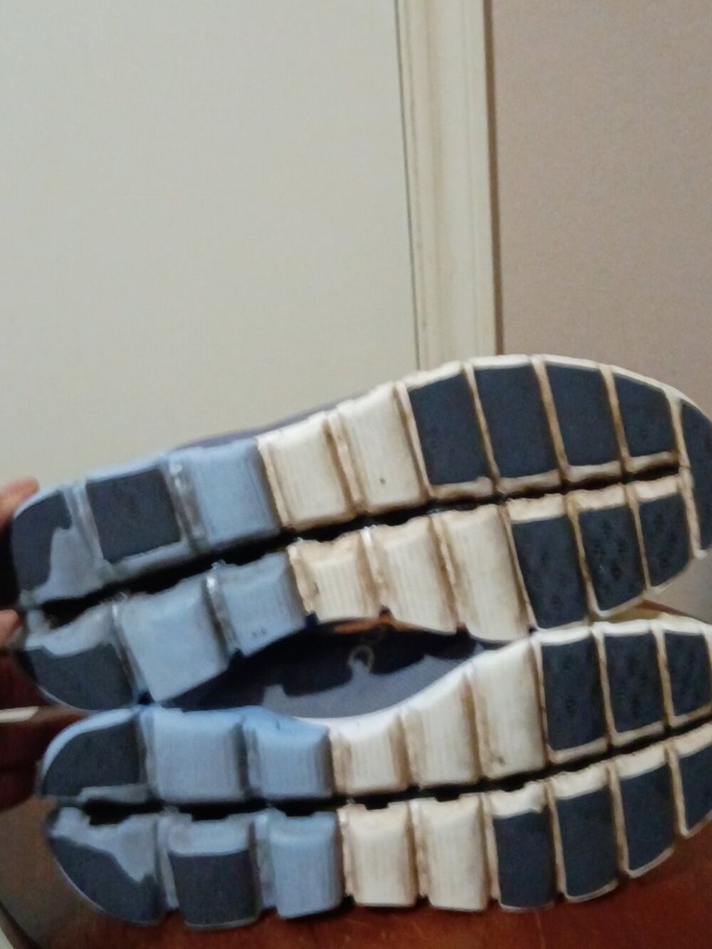 Womens On Cloudflow Blue Ombre Athletic Running Gym Road Sneakers Shoes Size 8 - Picture 3 of 15